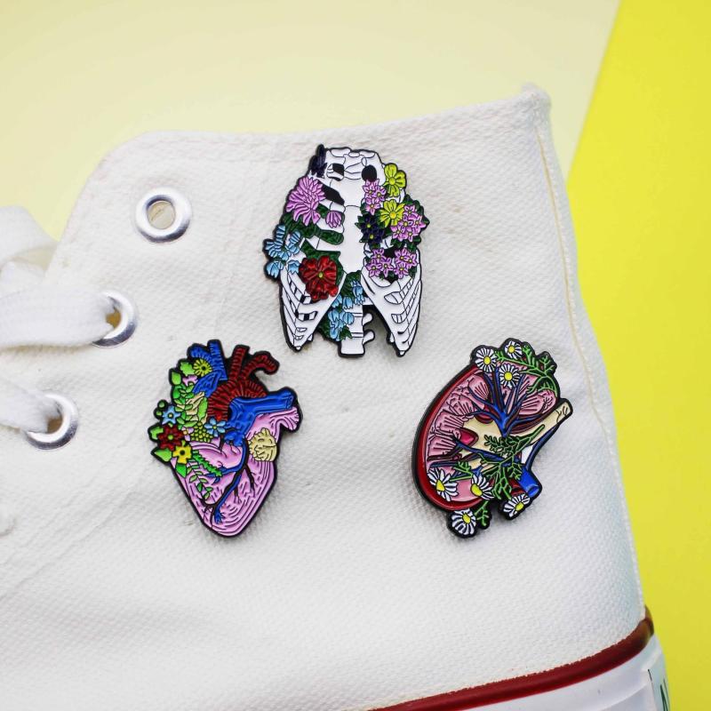 Men's Organ Floral Zinc Alloy Brooch Backpack Accessory