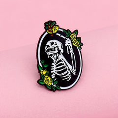 Halloween Skull Yellow Rose Emblem Pin for Party Gift