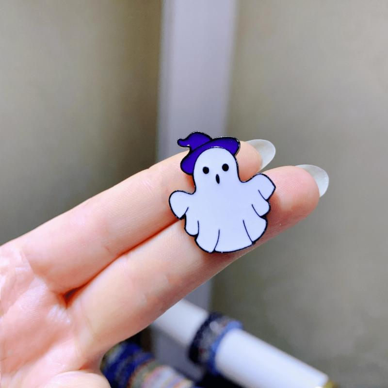 Magician Ghost Hat Brooch Halloween Pin Accessories