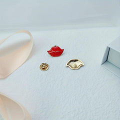 Red Lip Pin Badge Romantic Couple Party Gift
