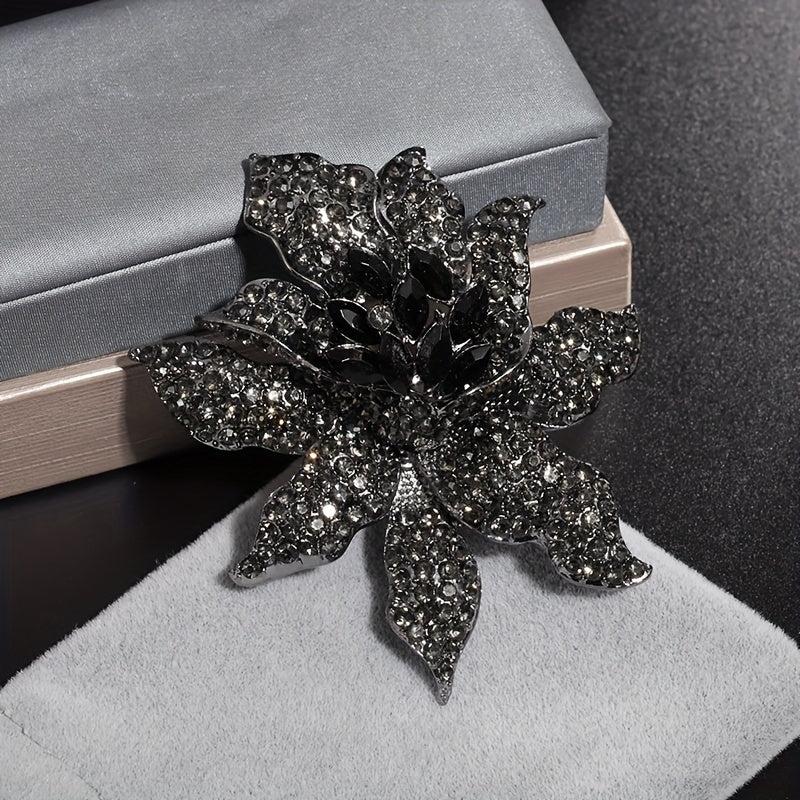 Rhinestone Inlaid Seagrass Brooch Party Banquet Dress Jewelry