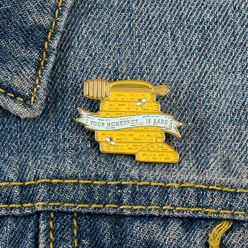 Wild Bee Jar Student Brooch For Men Creative Gift For Men