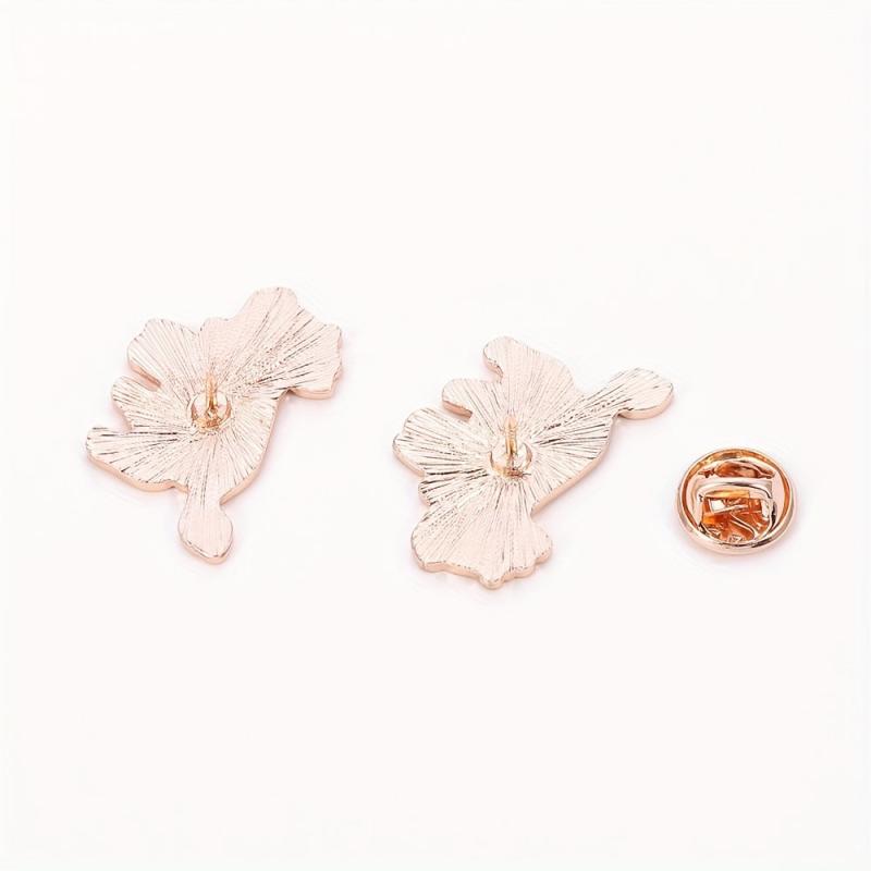 Pink Cow Brooch Metal Lapel Pin Accessories Cartoon Jewelry