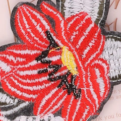 2pcs Flower Cloth Stickers for Clothing and Bags Decoration