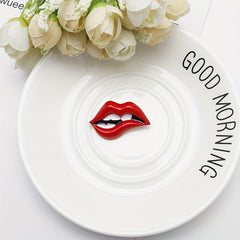 Red Lips Brooch Cartoon Enamel Pin Scarf Buckle Decorations