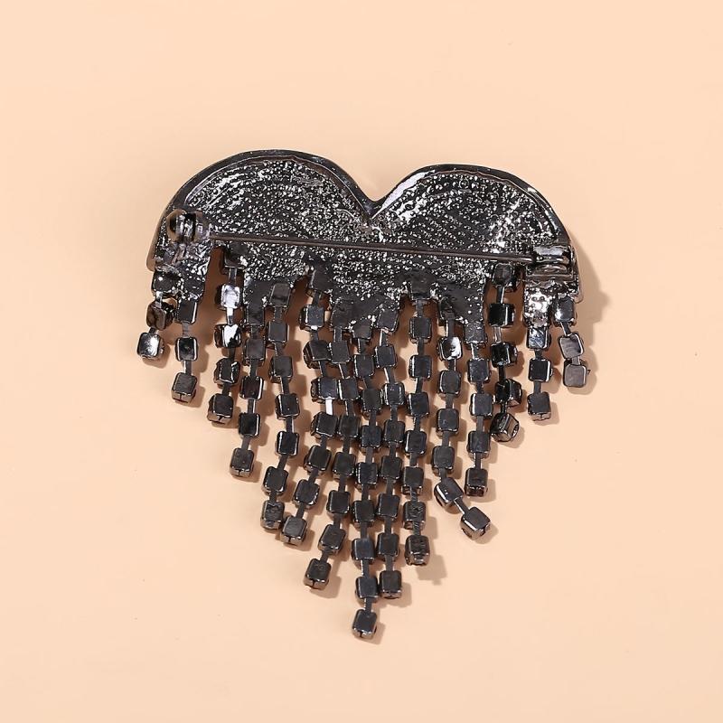 Men's Heart Tassel Brooch Collar Pin Clothing Accessory