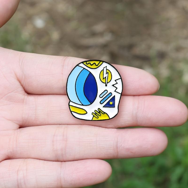Creative Astronaut Helmet Brooch