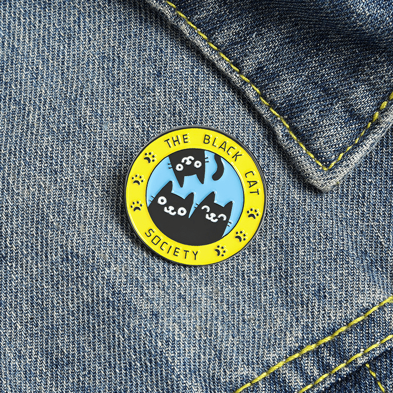 Cartoon Cat Alloy Brooch