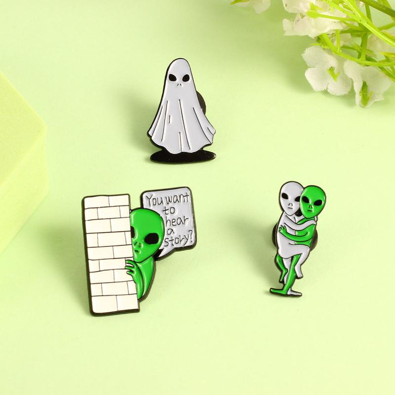 Vintage Alien Series Alloy Brooch