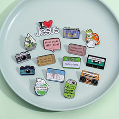 10pcs Creative Cartoon Animal Brooches for Men Clothes Bag Accessories Gift