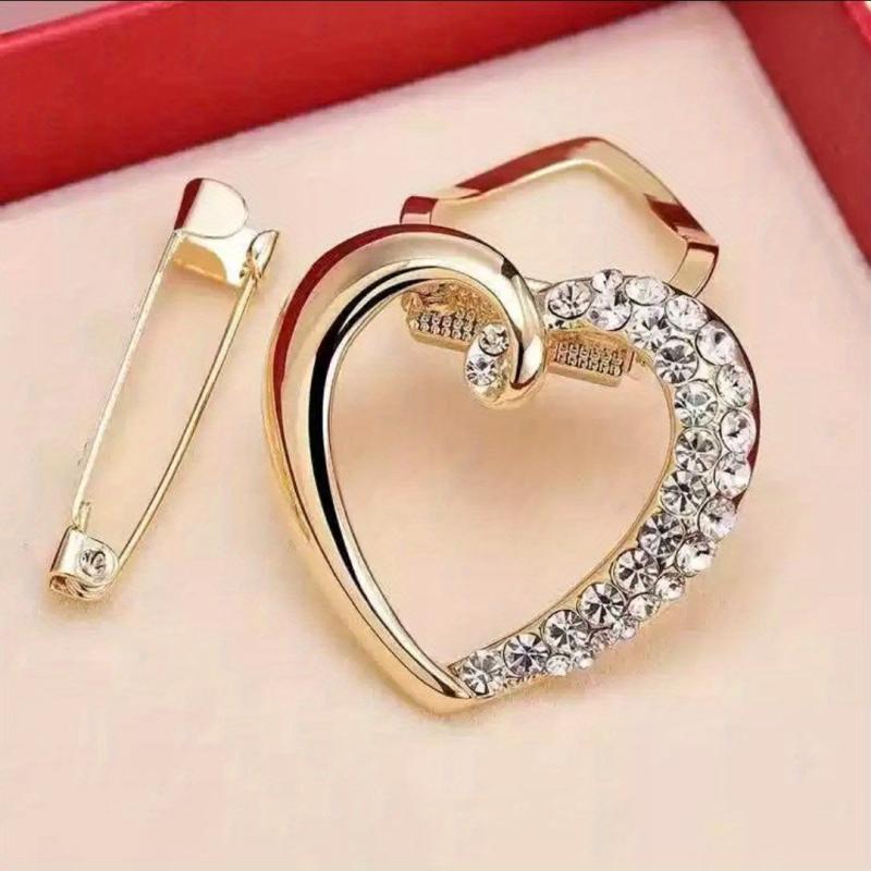 Heart Shape Clothes Corner Buckle Silky Scarf Buckle Brooch For Men