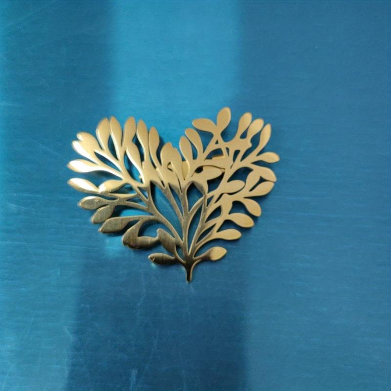 Titanium Steel Love Leaf Brooch Suit Jacket Pin