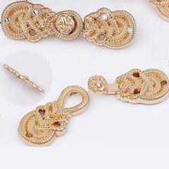 Metal Plate Buckle Cloud Shoulder Shawl Collar Pair Buckle For Men