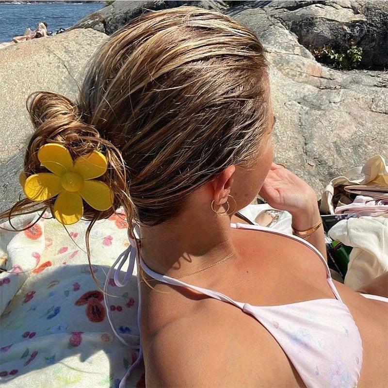 Large Flower Matte Hair Claw Clips Non Slip Hair Jaw Clip For Thick Hair