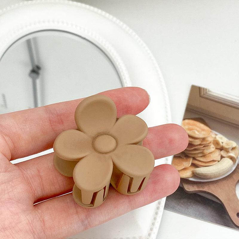 Daisy Hair Clips Translucent Hair Claw Acrylic Hair Clip Hair Accessories