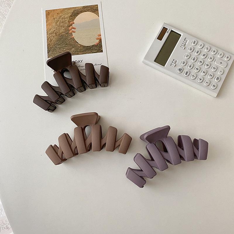 3pcs Solid Wave Acrylic Hair Clip Claw Hair Accessories For Her