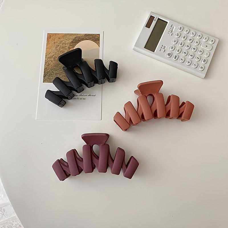 3pcs Solid Wave Acrylic Hair Clip Claw Hair Accessories For Her