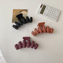 3pcs Solid Wave Acrylic Hair Clip Claw Hair Accessories For Her