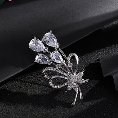 Rhinestone Flower Brooch Pin Zircon Crystal Silvery Plated 1pc