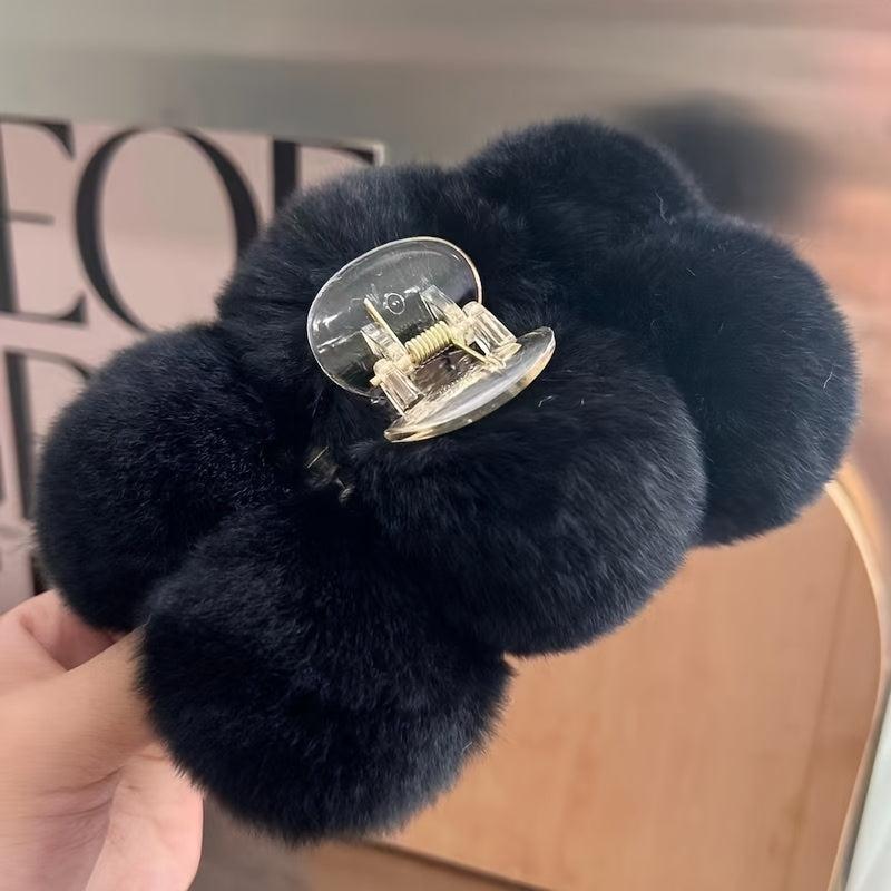 Fluffy Plush Hair Claw Clips Large Non Slip Hair Claw Clip Hairball For Girls
