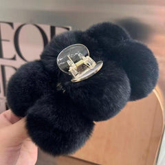 Fluffy Plush Hair Claw Clips Large Non Slip Hair Claw Clip Hairball For Girls