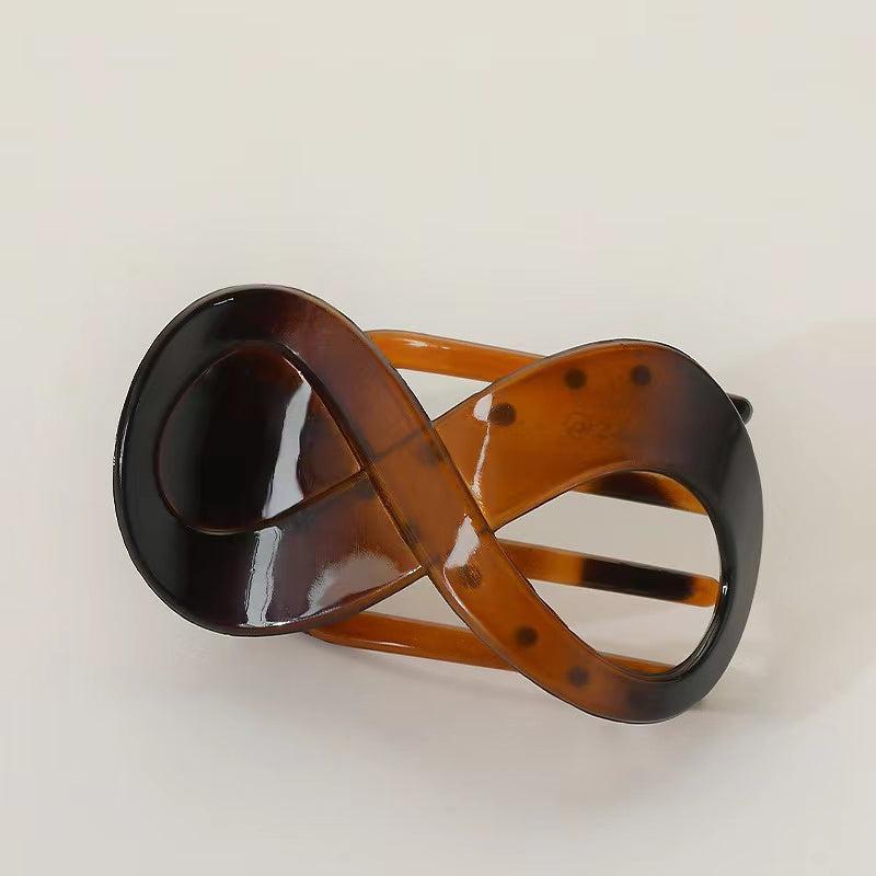Neutral Claw Clips for Thin Hair
