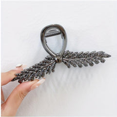 4pcs Rhinestone Shark Claw Fishtail Hair Clip with Pearl Pendant