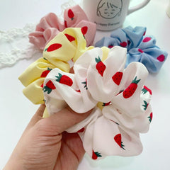 Strawberry Print Scrunchies Hair Tie Ponytail Holder Hair Accessories