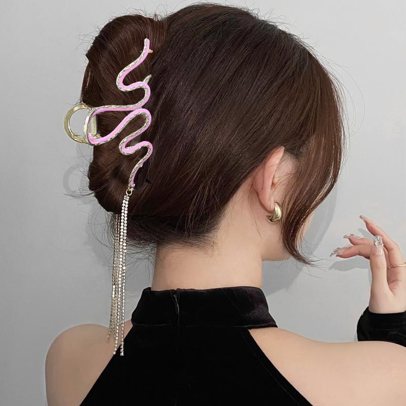 Wavy Hair Claw With Rhinestone Tassel Ponytail Holder
