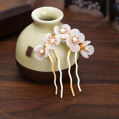 Vintage Resin Flower Hair Pin Bun Holder
