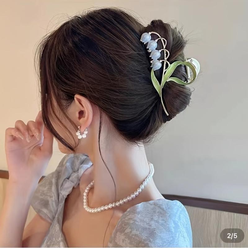 Lily Metal Hair Claw Clip Strong Hold Grip Hair Jaw Clip