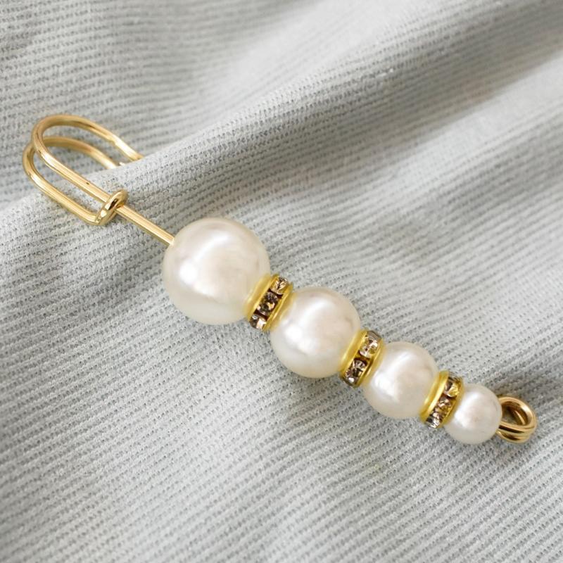 Pearl Brooch Neckline Pin for Skirt Shirt