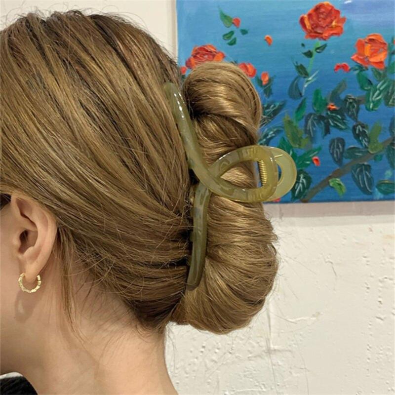 Large Shark Claw Vintage Hair Accessory For Women