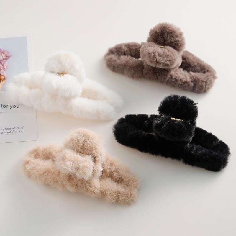 4pcs Plush Hair Claw Hair Clips Winter Styling Accessories Women Girls