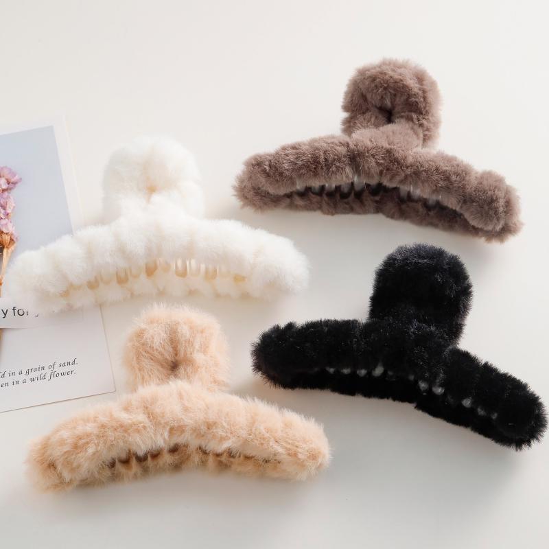 4pcs Plush Hair Claw Hair Clips Winter Styling Accessories Women Girls