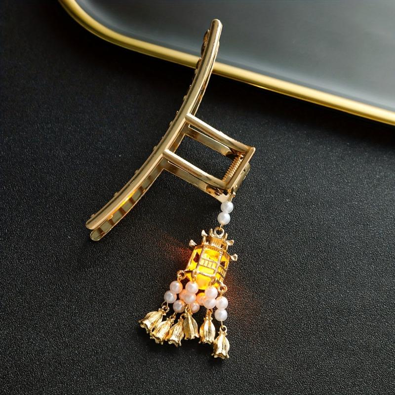 Luminous Lantern FauxPearl Tassel Hair Claw Clip Metal Golden Retro