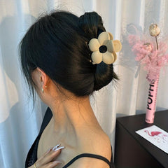 Frosted Hair Claw Flower Hair Claw Hollow Hair Clip For Ponytail Holder