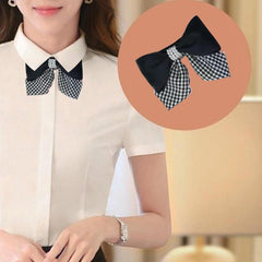 Plaid Pattern Faux Pearl Bowknot Duck Billed Clip Clothing Decoration