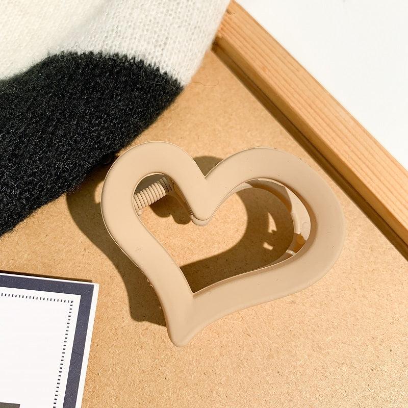 Hollow Out Heart Hair Claw Geometric Hairpin Acrylic Hair Accessories