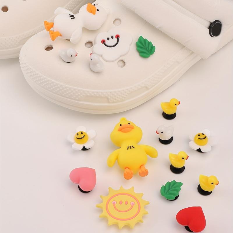 16pcs Cartoon Doll Shoe Buckle Resin Leaf Flower Charm Decoration