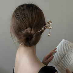 Alloy Butterfly Hairpin with Faux Pearl Pendant