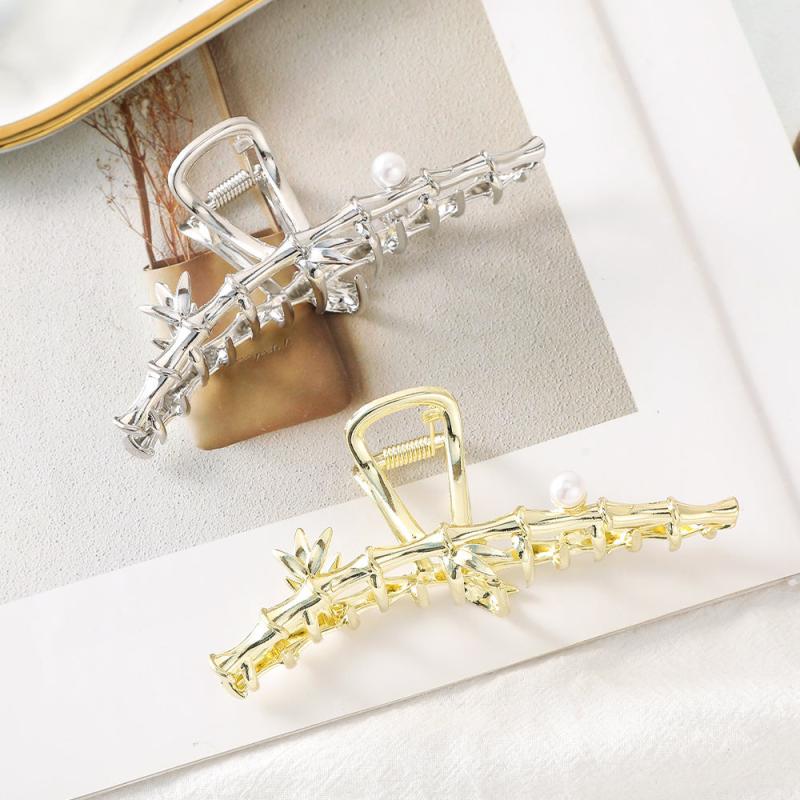 Chinese Style Pearl Hair Claw Accessory