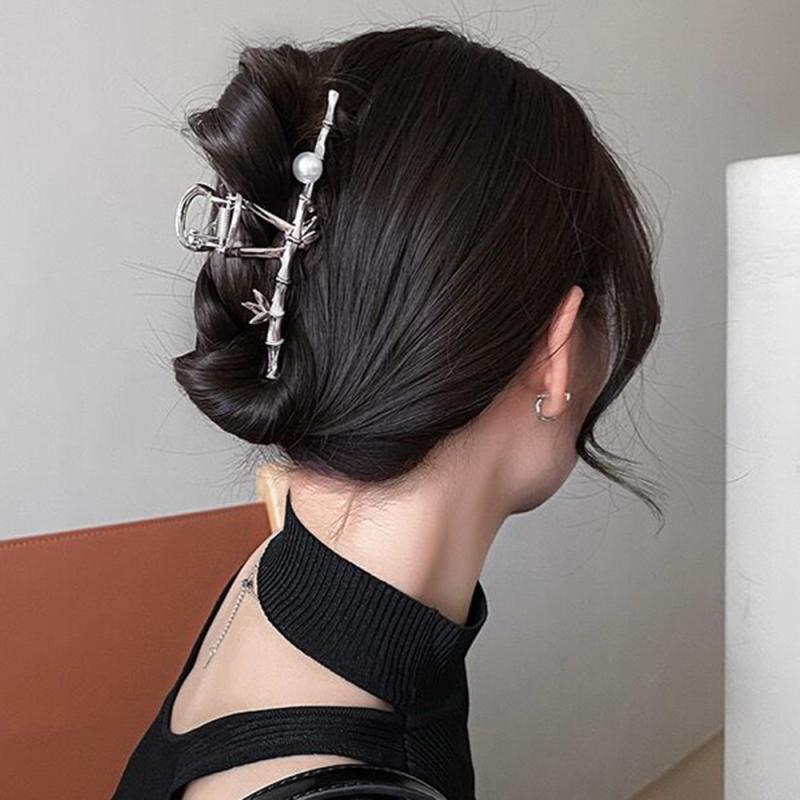 Chinese Style Pearl Hair Claw Accessory