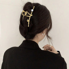 Chinese Style Pearl Hair Claw Accessory