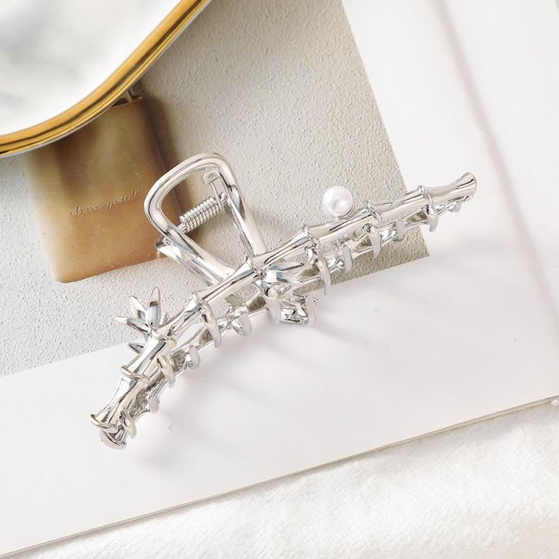 Chinese Style Pearl Hair Claw Accessory