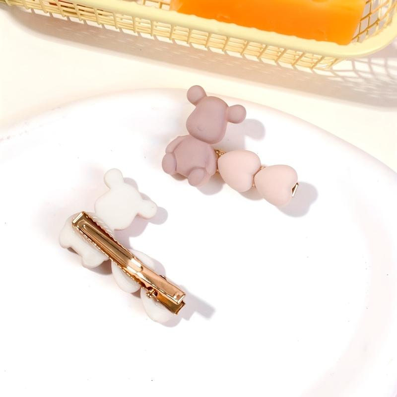 Resin Bear Heart Decor Hair Clip, Cute Cartoon Design