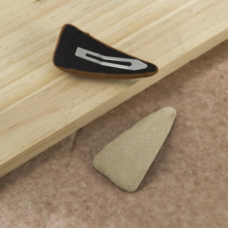 2pcs Velvet Triangle Hair Clips for Women