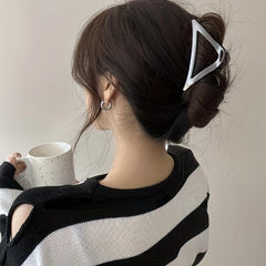 Triangle Frame Hollow Hair Claw Clip Vintage Hair Grip