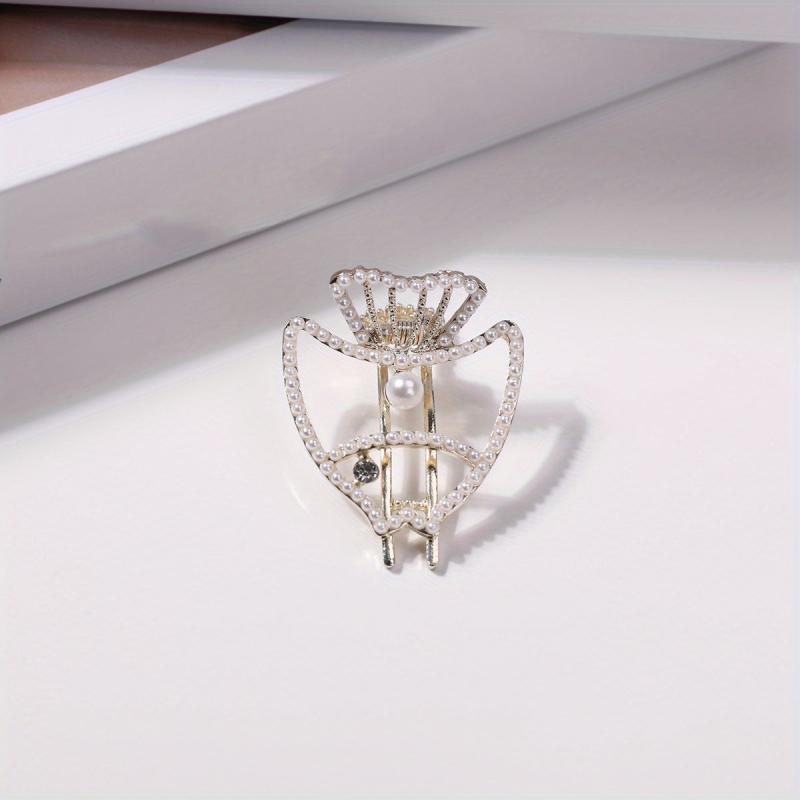 Hollow Fish Shaped Hair Clip with Faux Pearl for Women Girls