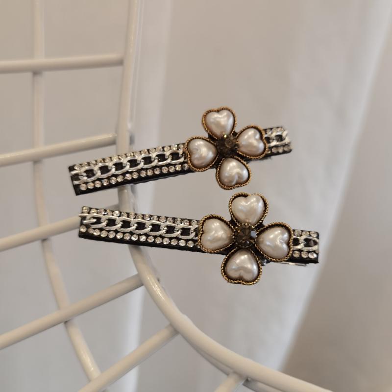 Faux Pearl Lucky Clover Hair Clip Rhinestone Chain Sweet Hair C